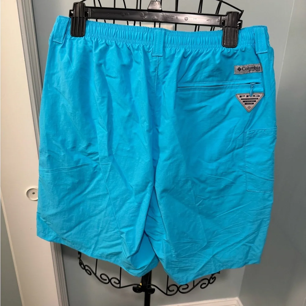 New Columbia PFG Omni shade Backcast Water Shorts Medium M Aqua Blue Men’s Swim